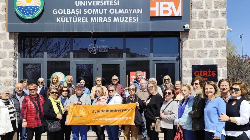 Gölbaşı Somut Olmayan Kültürel Miras Müzesi Ziyaretçileri oynuyor