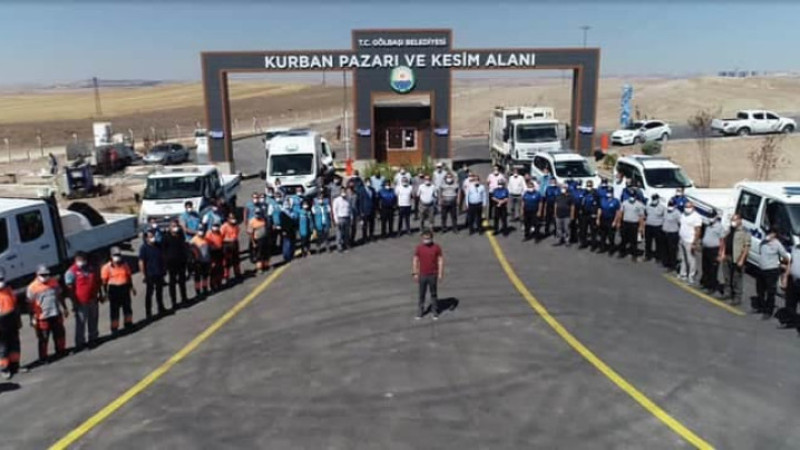 Gölbaşı'nda birileri yapıyor, birileri bozuyor ya da satıyor!